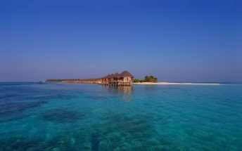 kuredu-island-resort kuredu-island-resort-sangu-water-villas-wide